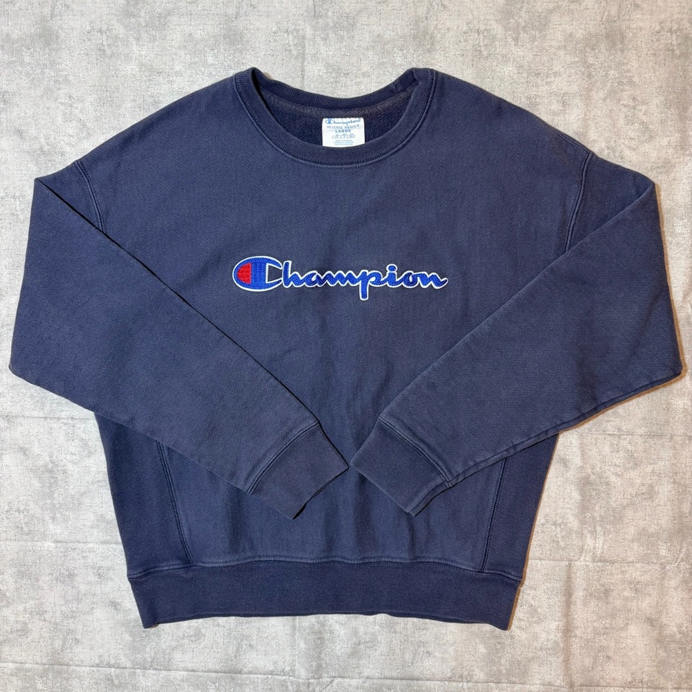Champion Reverse Weave Women's Large Navy Blue Embroidered Crewneck Sweatshirt